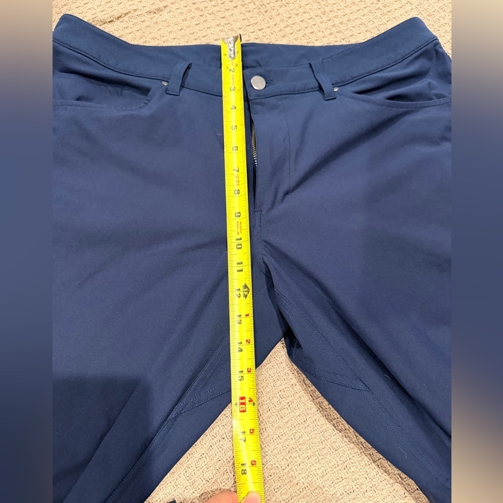 Lululemon ABC Slim-Fit 5-Pocket Pants, Size 35
Warpstreme
Warpstreme™ stretch - Picture 8 of 12
